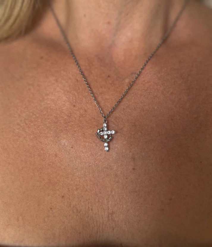 👑Crowned in Faith Cross Necklace (Gold & Silver)